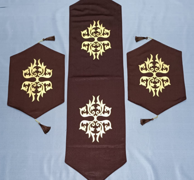 3 PCS TABLE RUNNER MAT SET ( 1 RUNNER & 2 MAT ) _ SIZE OF RUNNER 52/12 INCHES AND SIZE OF MAT 18/12 INCHES