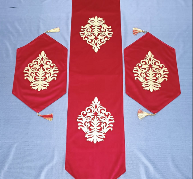 3PCS TABLE RUNNER MAT SET ( 1 RUNNER & 2 MAT ) _ SIZE OF RUNNER 52 /12 INCHES & SIZE OF MAT 18 /12 INCHES