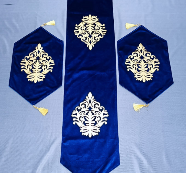 3PCS TABLE RUNNER MAT SET ( 1 RUNNER & 2 MAT ) _ SIZE OF RUNNER 52 /12 INCHES & SIZE OF MAT 18 /12 INCHES